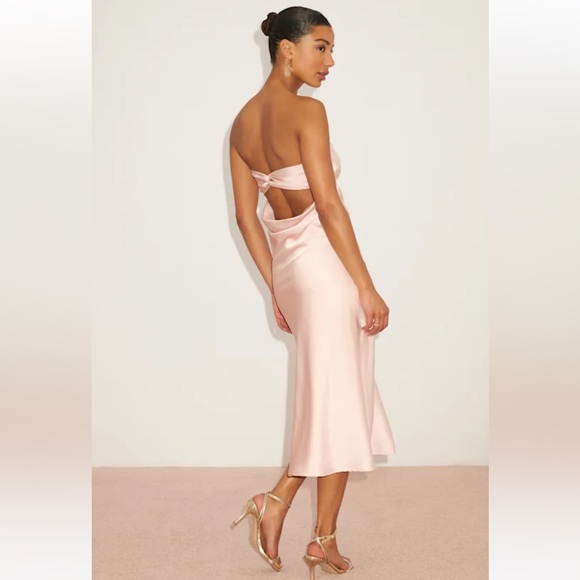 Lulus Effortless Bliss NWT XS‎ Blush Pink Satin Strapless Cowl Back Midi Dress - Picture 15 of 15